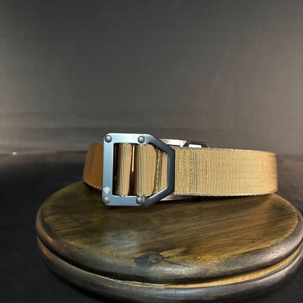 First Tactical Womens Tactical Belt Size Small 4-6 Reinforced Nylon Coyote Metal